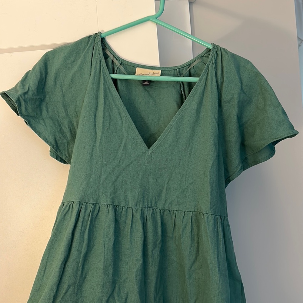 Green linen, universal thread dress size extra small, worn once